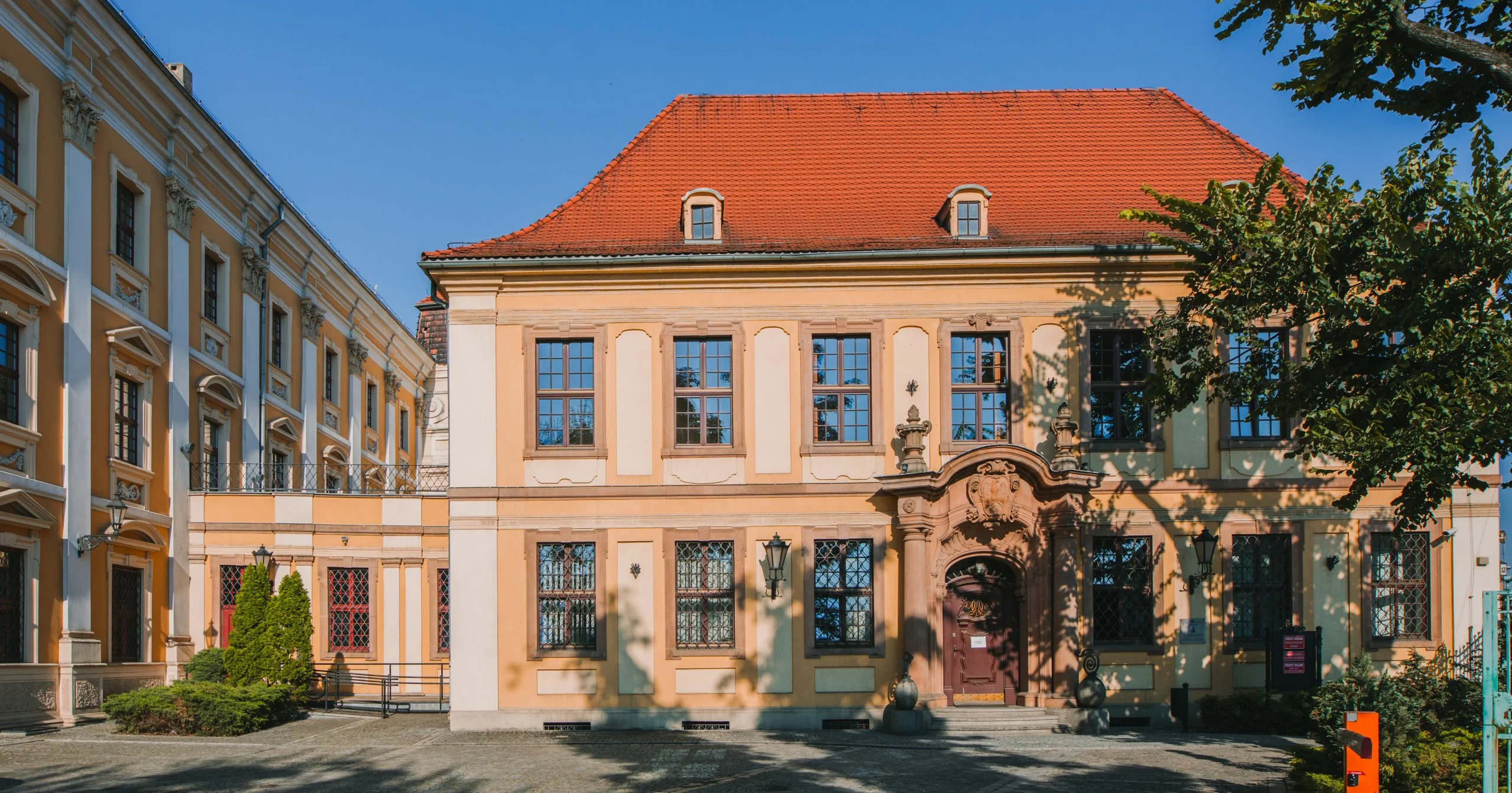 budynek polonistyki Uniwersytetu Wrocławskiego